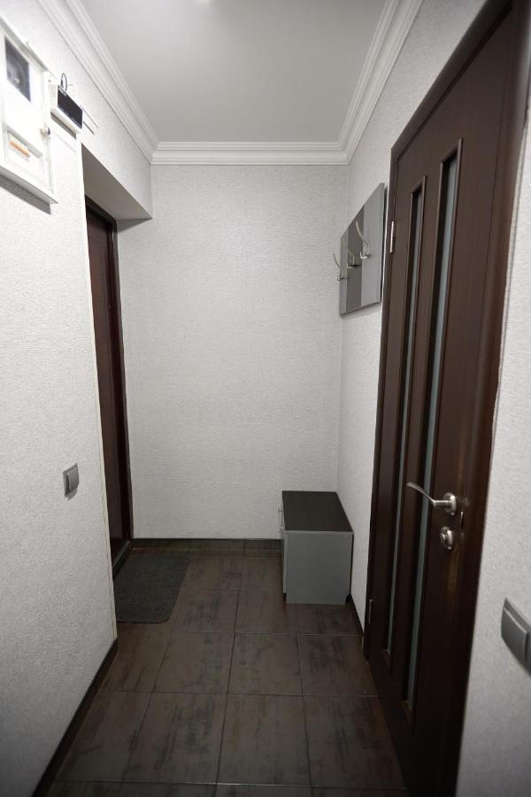 Babylon Apartments On Chornovola Ривне Екстериор снимка